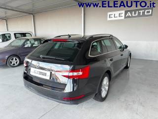 SKODA Superb usata, con Autoradio