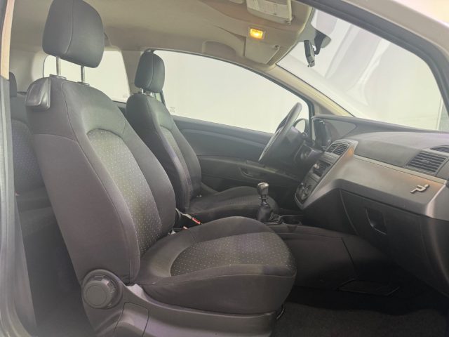 FIAT Grande Punto usata 14