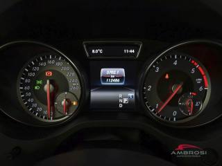 MERCEDES-BENZ GLA 200 usata 12