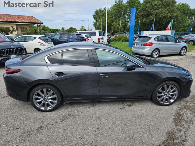 MAZDA 3 usata, con Volante in pelle