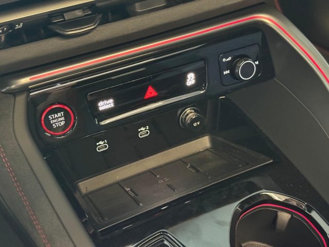 AUDI Q5 usata, con Regolazione elettrica sedili