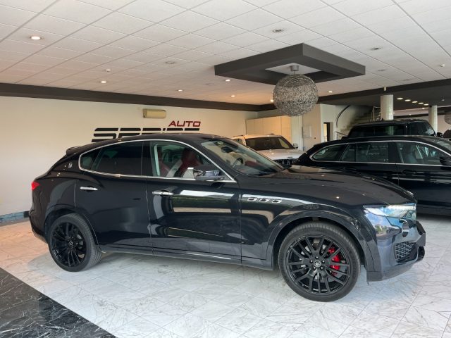 MASERATI Levante usata, con Autoradio