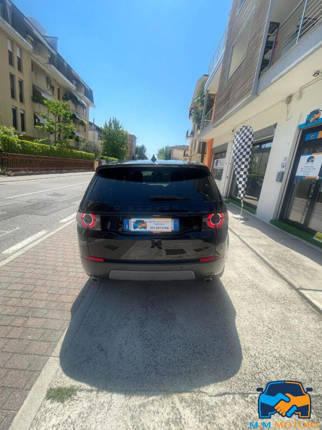 LAND ROVER Discovery Sport usata, con Sensori di parcheggio posteriori