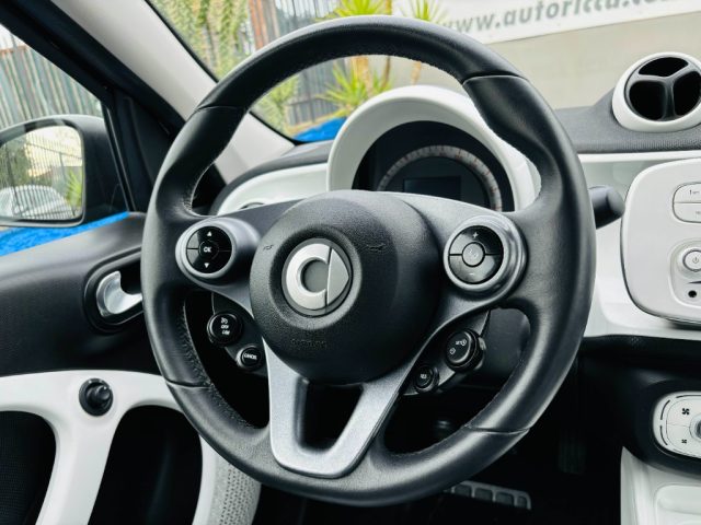 SMART ForFour usata, con Controllo automatico clima