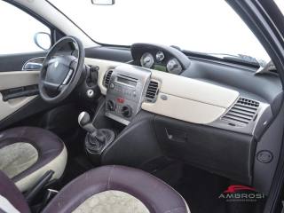 LANCIA Ypsilon usata 11