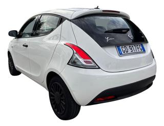 LANCIA Ypsilon usata, con Chiusura centralizzata