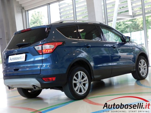 FORD Kuga usata, con Monitoraggio pressione pneumatici