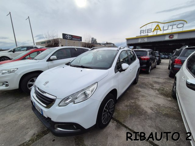PEUGEOT 2008 usata, con Airbag