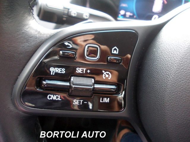 MERCEDES-BENZ GLA 200 usata, con Controllo vocale