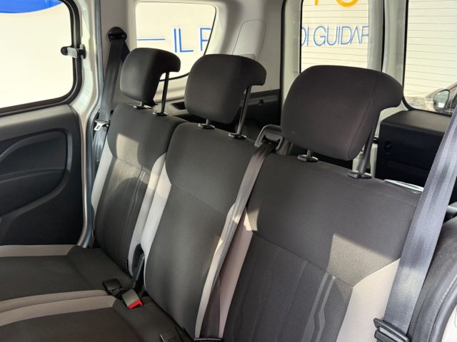 FIAT Doblo usata, con Bluetooth