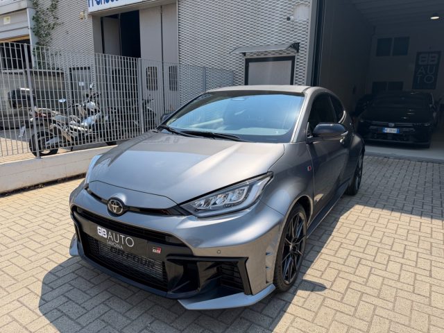 TOYOTA Yaris usata, con Airbag