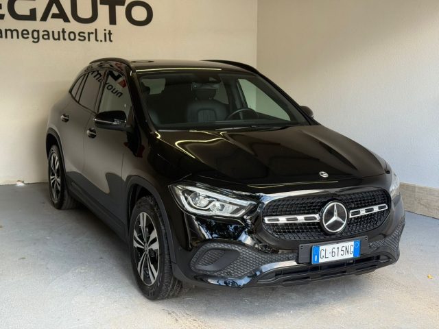 MERCEDES-BENZ GLA 200 usata, con Climatizzatore