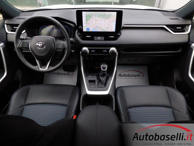TOYOTA RAV 4 usata, con Sedili riscaldati
