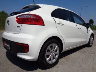 KIA Rio usata, con Antifurto