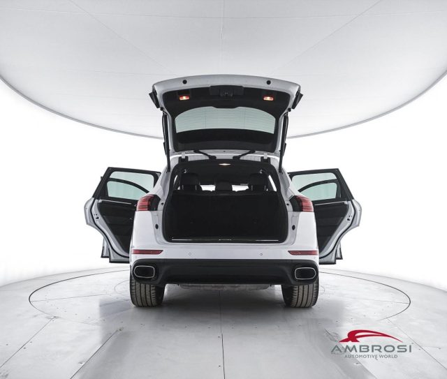 PORSCHE Cayenne usata 6