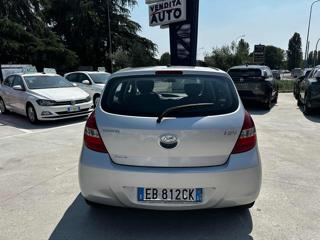 HYUNDAI i20 usata, con Alzacristalli elettrici