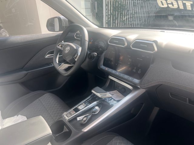 MG ZS usata, con Fari LED