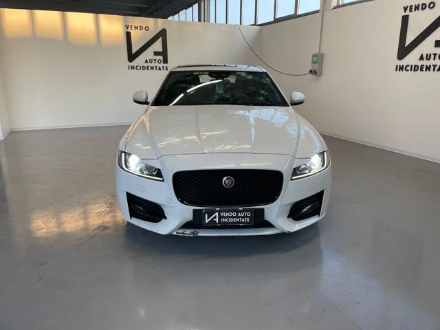 JAGUAR XF usata, con Airbag