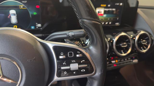 MERCEDES-BENZ GLA 200 usata, con Luci diurne LED