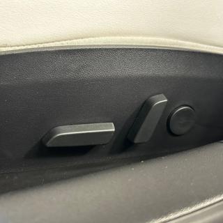 PEUGEOT 408 usata, con Controllo automatico clima