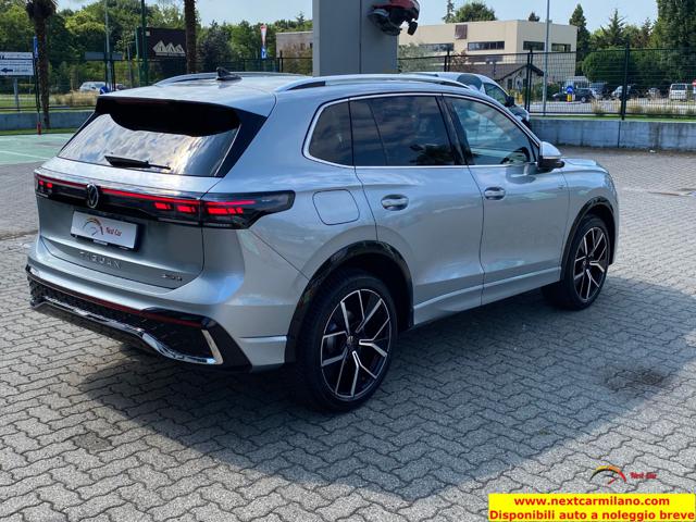 VOLKSWAGEN Tiguan usata, con Autoradio