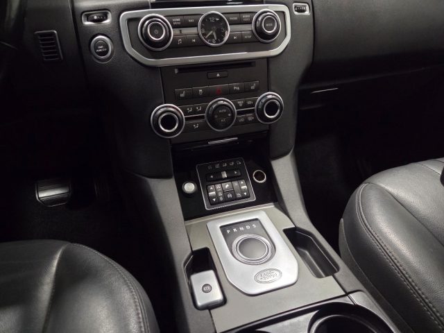 LAND ROVER Discovery usata, con MP3