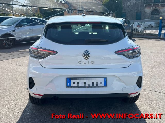 RENAULT Clio usata, con Controllo trazione