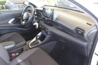 TOYOTA Yaris usata, con Controllo trazione