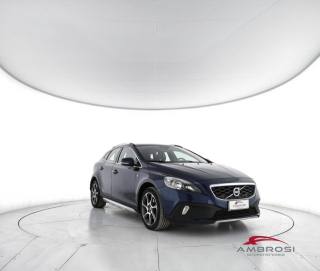 VOLVO V40 Cross Country usata 1