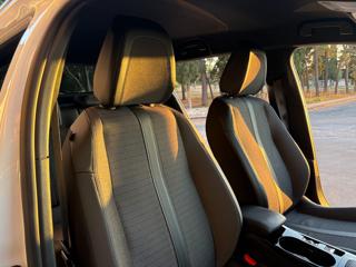PEUGEOT 2008 usata, con Climatizzatore