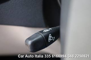 CHRYSLER 300C usata, con Volante multifunzione