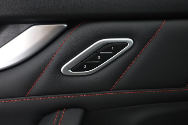 MASERATI Levante usata 15