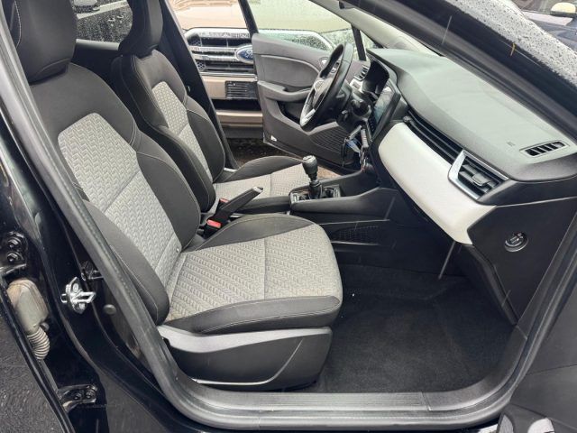 RENAULT Clio usata, con Climatizzatore