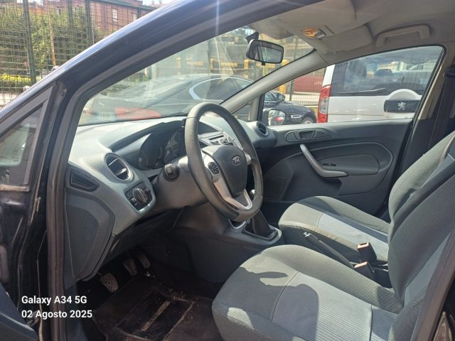 FORD Fiesta usata, con Chiusura centralizzata