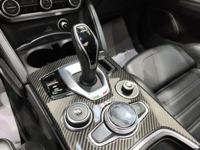 ALFA ROMEO Stelvio usata, con Regolazione elettrica sedili