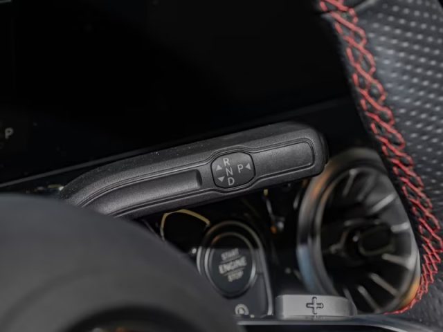 MERCEDES-BENZ B 200 usata, con Cruise Control