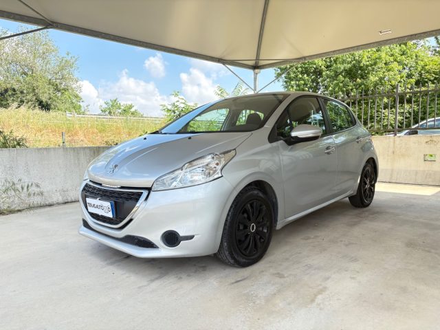 PEUGEOT 208 usata, con ABS