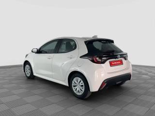 TOYOTA Yaris usata 2