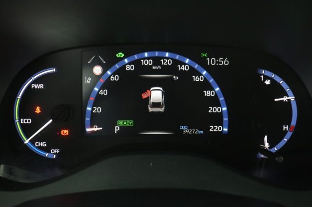 TOYOTA Yaris Cross usata 6