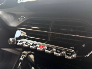 PEUGEOT 208 usata, con Luci diurne LED