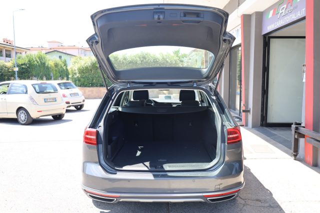 VOLKSWAGEN Passat Alltrack usata 114