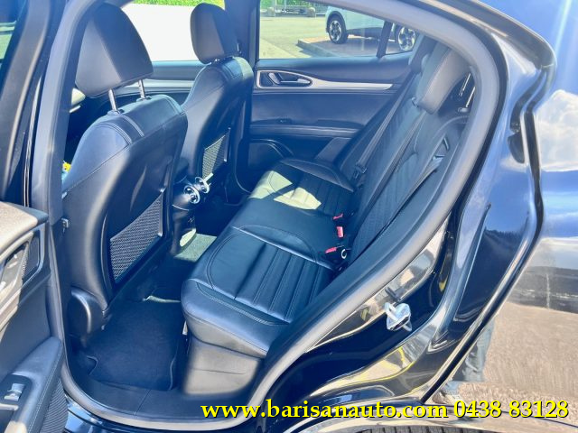 ALFA ROMEO Stelvio usata, con Autoradio
