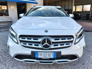 MERCEDES-BENZ GLA 180 usata, con Airbag