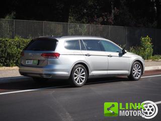VOLKSWAGEN Passat Variant usata, con Airbag