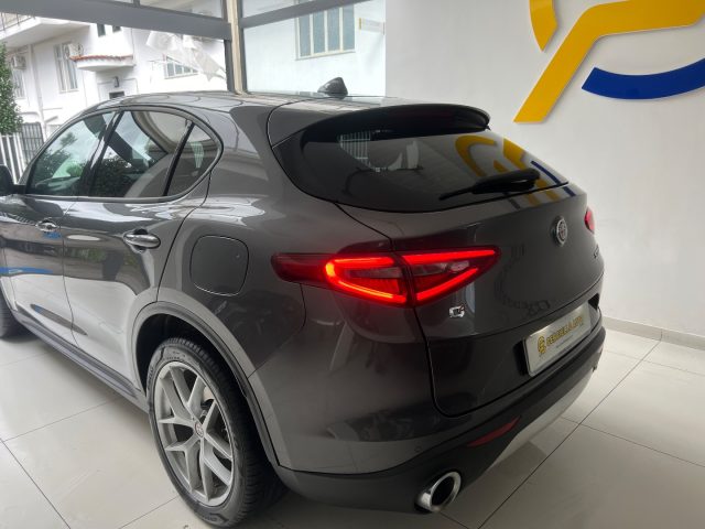 ALFA ROMEO Stelvio usata, con Boardcomputer