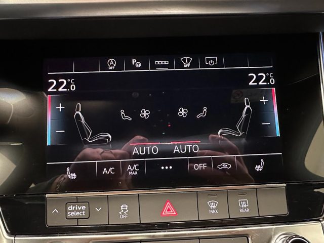 AUDI S6 usata, con USB