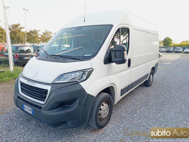 PEUGEOT Boxer usata, con Airbag