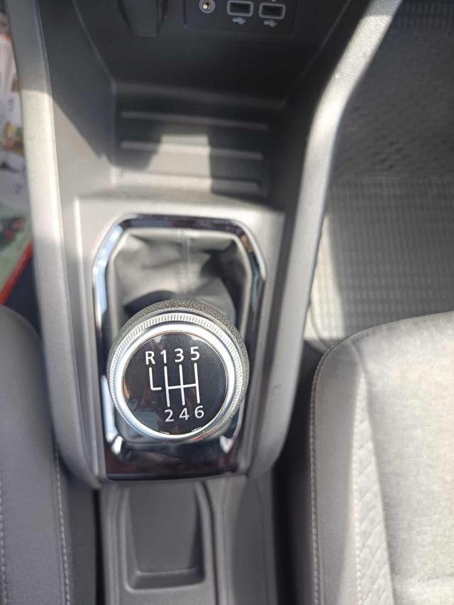 RENAULT Clio usata, con Park Distance Control