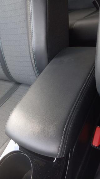 PEUGEOT 2008 usata, con Apple CarPlay