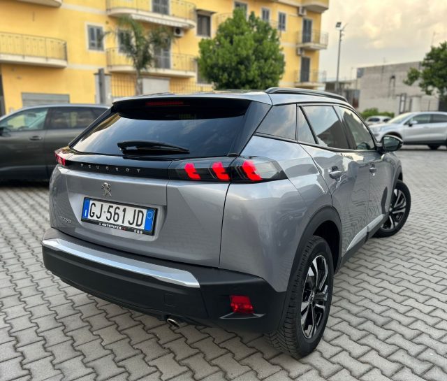PEUGEOT 2008 usata, con Autoradio